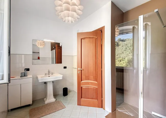 Mela Garden House アパート *