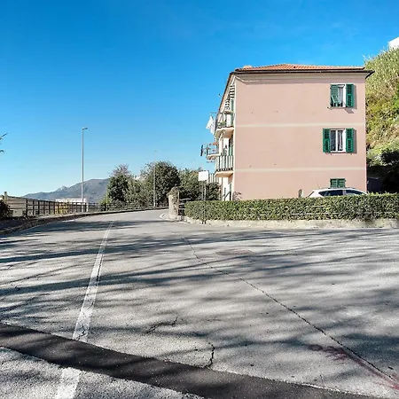 Apartment Mela Garden House Genua